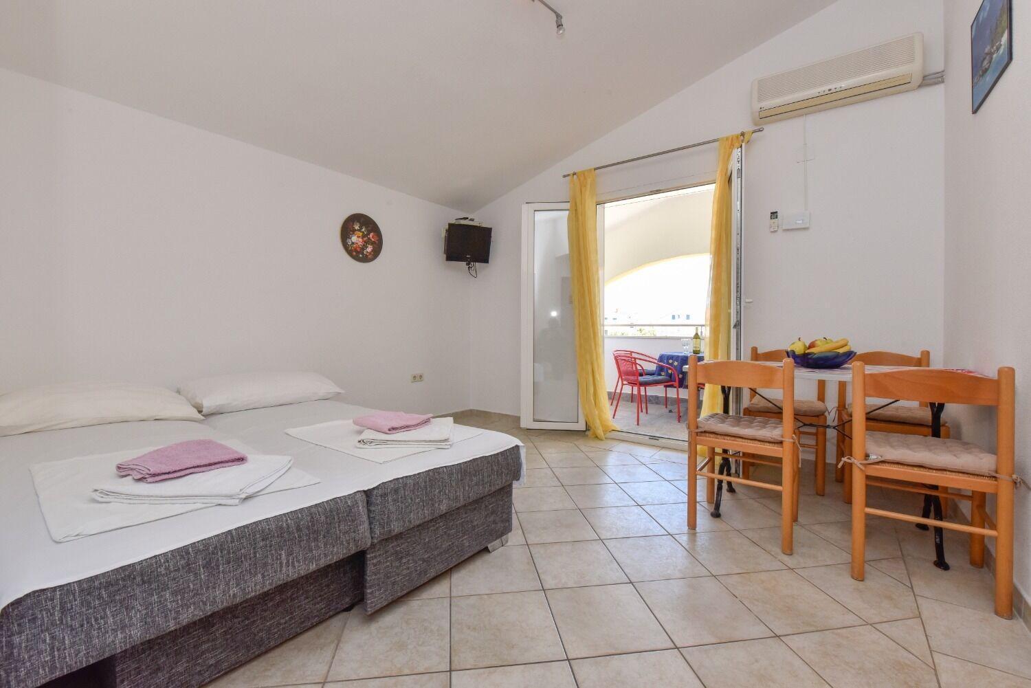 Apartments Mark - 200 M From Sea نوفاليا المظهر الخارجي الصورة